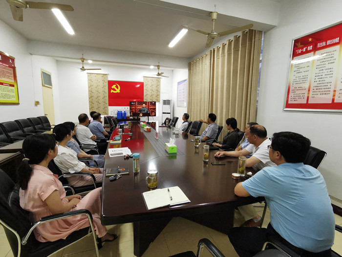 2021.7.1县人大机关集中收看建党100周年庆祝大会_副本.jpg 2021.7.1县人大机关集中收看建党100周年庆祝大会_副本.jpg