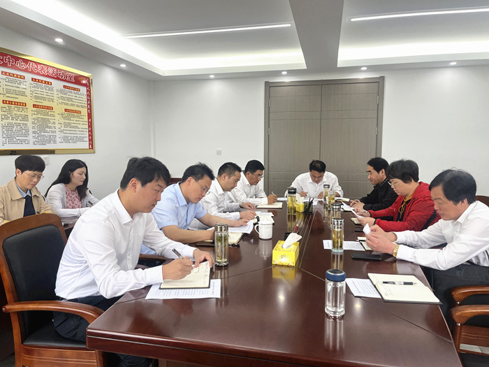 千人桥座谈会_副本.jpg