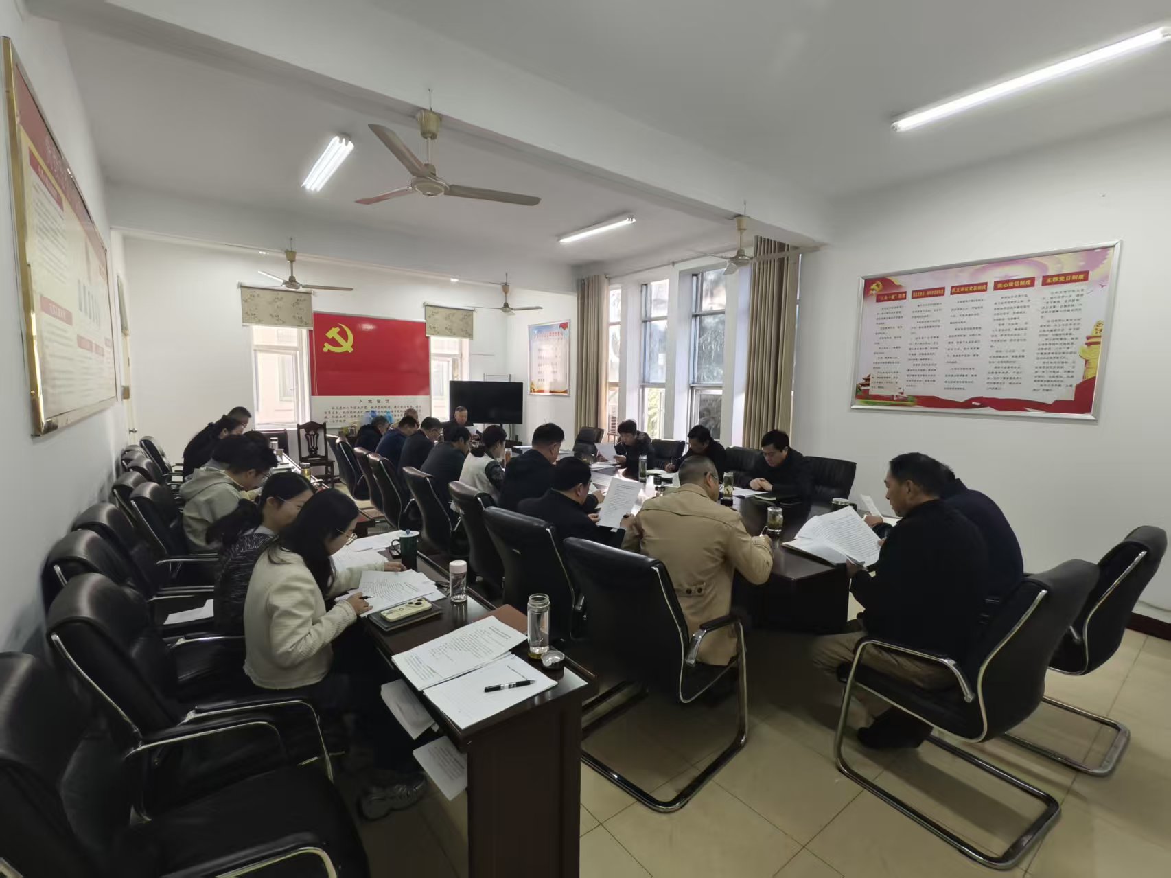 9076005245667ef735a322bddc83c324.jpg 9076005245667ef735a322bddc83c324.jpg